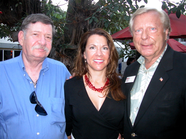 Miles Levites of PMK Securities, left, with Tanya Hlinka of Atlantic Avenue Chiropractic Center and Drew Barta of Coldwell Banker. 