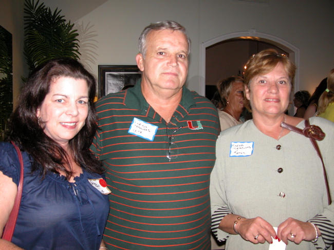 Barbara Farrell of Zavee, left, with Pete and Kathy Murphy of Endless Treasures. 