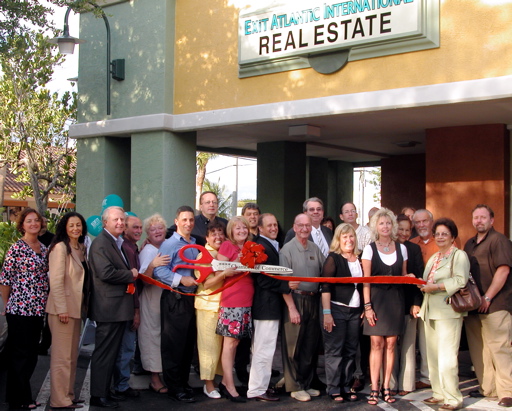 ribboncutting at exit realty