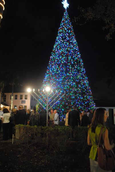 menorah delray old school square