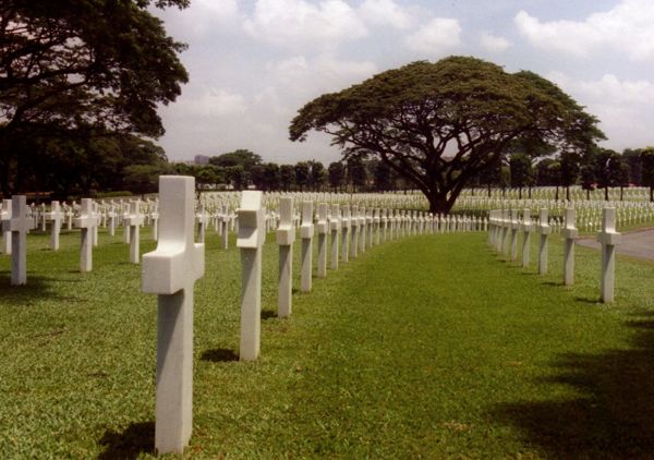 the american cemetary in manila, philippines
